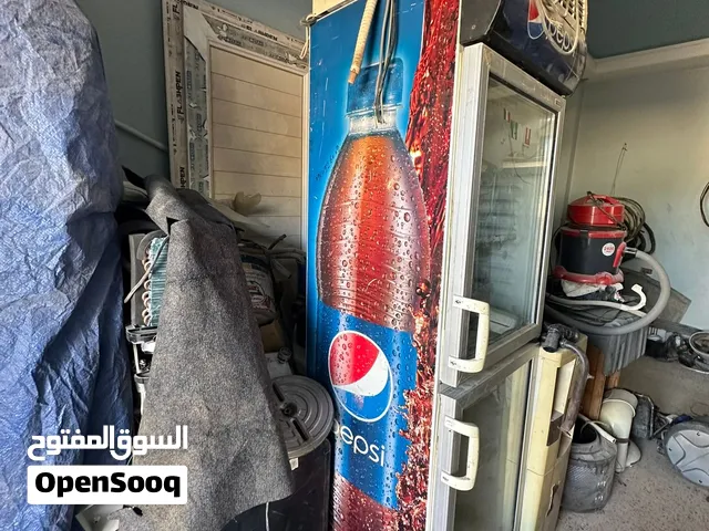 ثلاجة بيبيسي مستعملة
