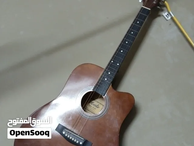 nice condition guitar for sale