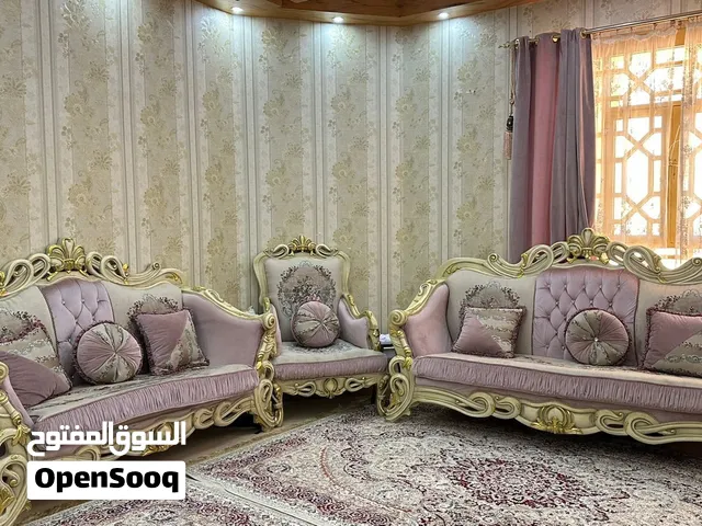 طقم كنب مصري نظييييف يتسع ل 9 اشخاص