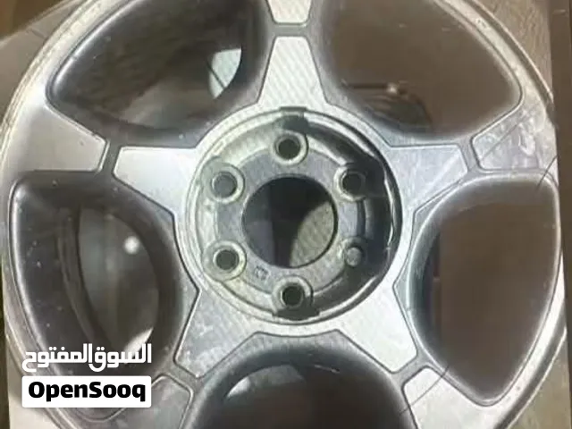 مطلوب ويل واحد 17 حديد ملبس 6 براغي مال تريل بليزر / بليزر قديم قياس 265/65R17 > مكاني بغداد الي عند