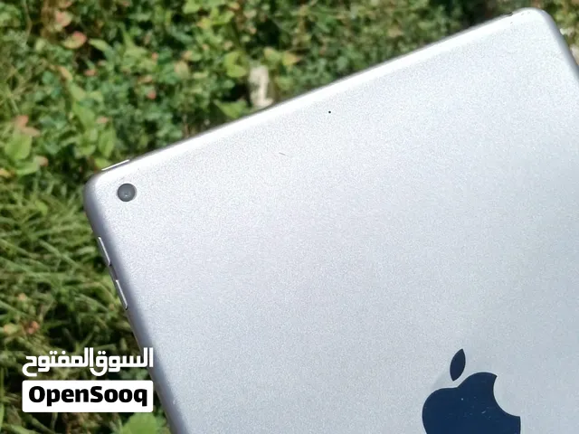 ايباد 6 للبيع او البدل على ايفون أو اندرويد كل الاحترام للجميع يرجى عدم التبخيس