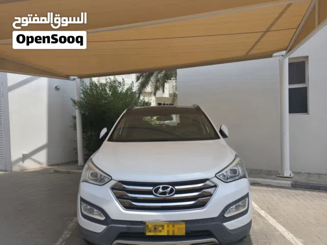 2015 Hyundai Santa Fe – Top Option