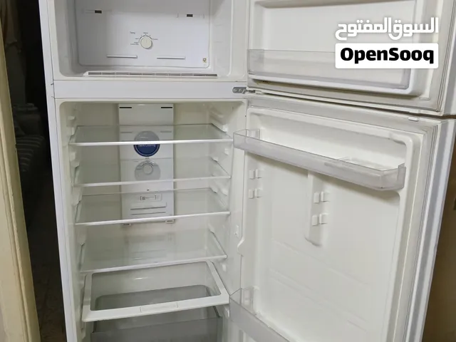 ثلاجة سامسونج 380 لتر انفيرتر موفرة للكهرباء شغالة مية بالمية وبحالة جيدة جدا