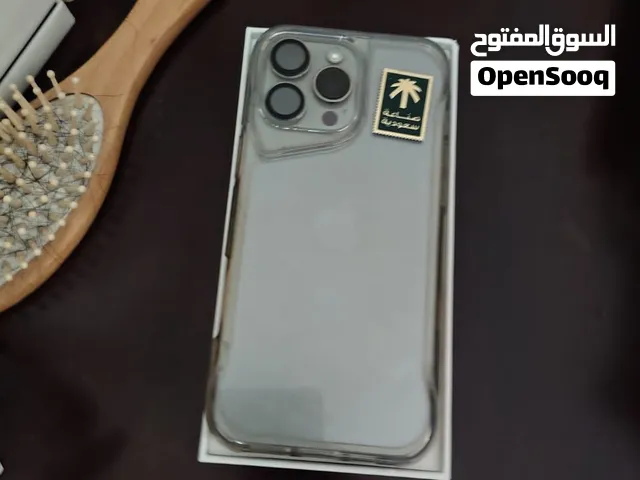 هاتف آيفون 16