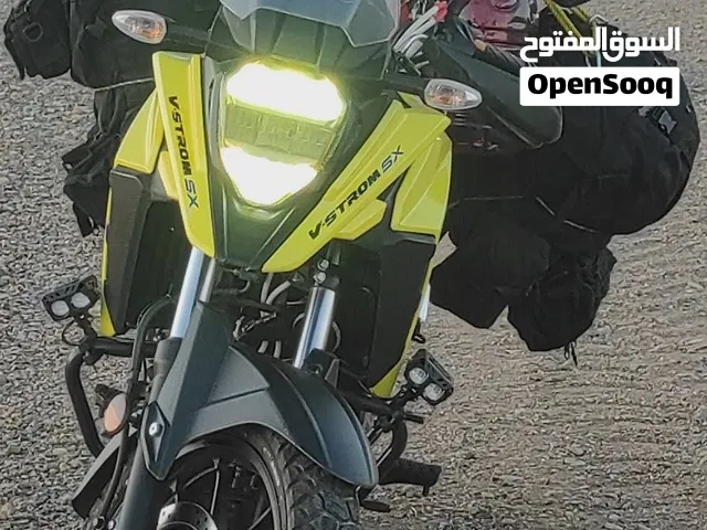 سوزوكي Suzuki V-Strom 250 SX موديل 2024 – 40 ألف كم – صيانة وكالة – إضافات كاملة – 3000 دينار