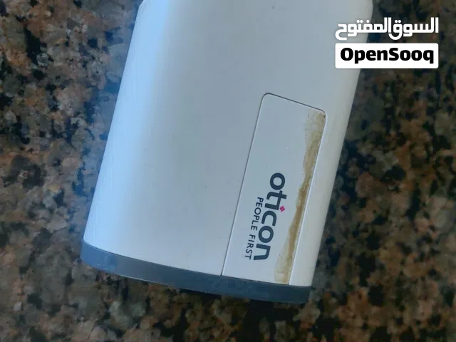سماعه اذن لضعف السمع