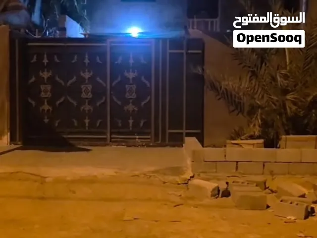 المنطقة حلوا وهادئة وخدمات ممتازة والماي بدون ماطور وحلو  للتواصل واتساب