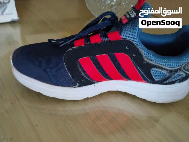 كوتشي اديداس اوريجنال