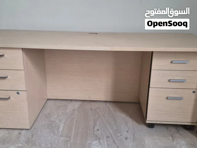 طاولة مكتبية للكمبيوتر  جودة ممتازة