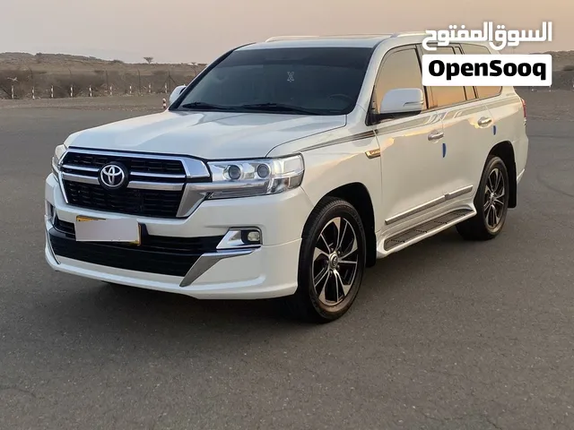 لاند كروزر 2021 GXR V8