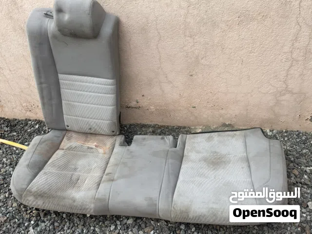 اغراض كامري شباك  كرسي خلف لين خلف صغير وزوائد جانبيه