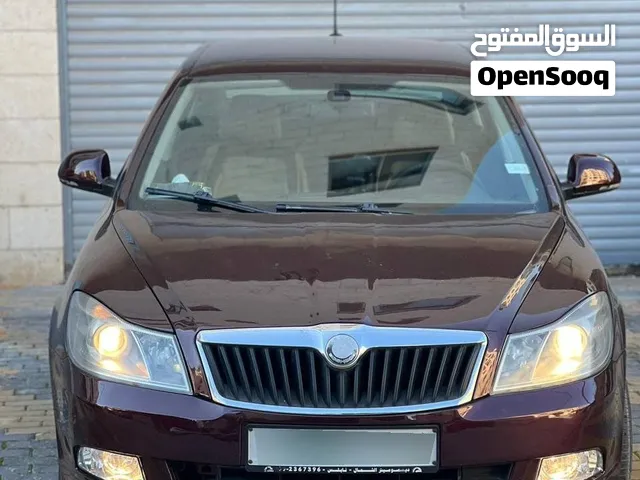 سكودا اوكتافيا 2011