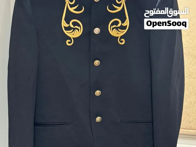 جاكيت كلاسيك مطروز باليد