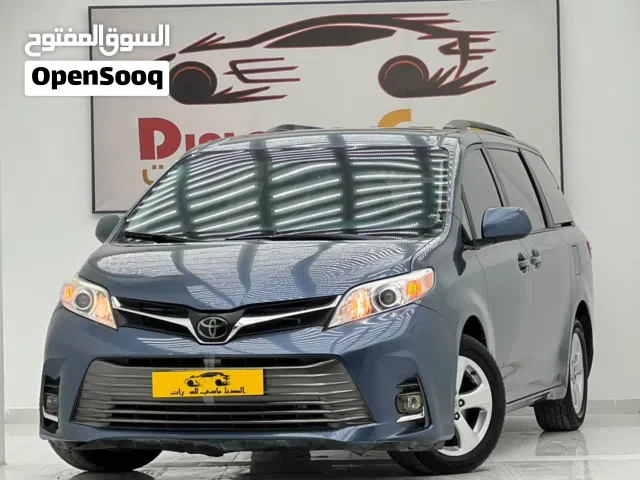 للبيع تويوتا سيينا LE 2016 - بحالة ممتازة
