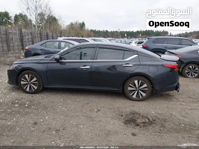 Used Nissan Altima in Al Batinah