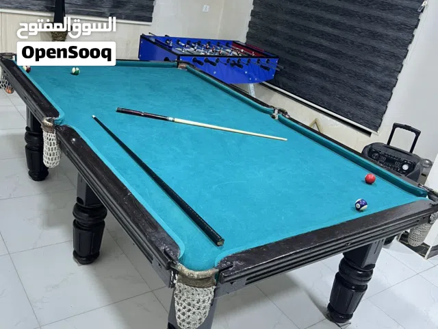 طاولة بليارد