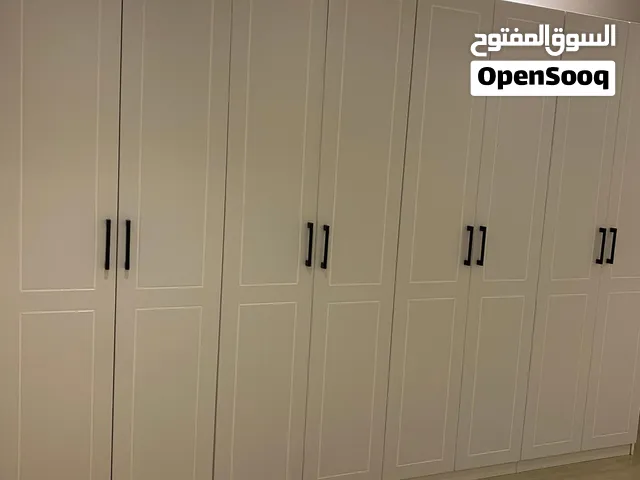 دولاب مفصل تفصيل خاص شبه جديد