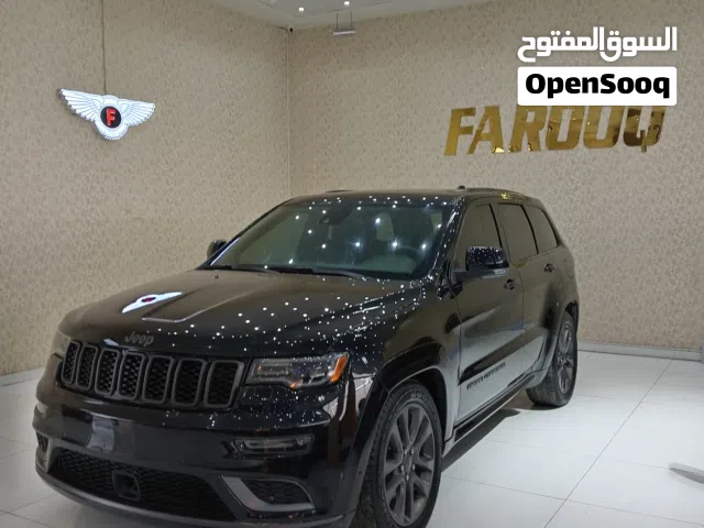 جيب جراند شيروكي سومت 2019 بحالة ممتازة بقسط شهري 1600 شامل تأمين وتسجيل