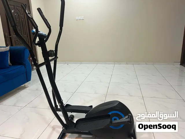 سلام عليكم الجهاز شبه جديد ما يشكي من شغال الجهاز شغال وكل شي جديد