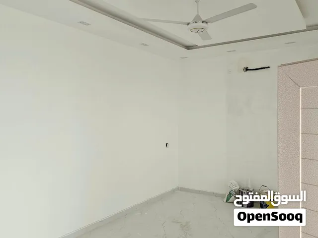 بيت في ولاية بركاء جنب مدرسة التكوين الخاصة