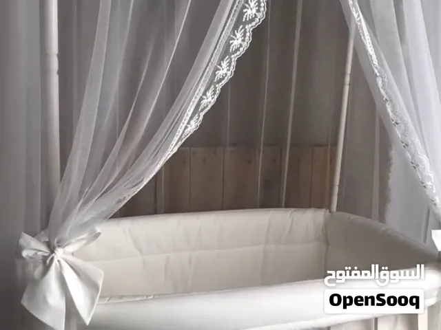 سرير اطفال