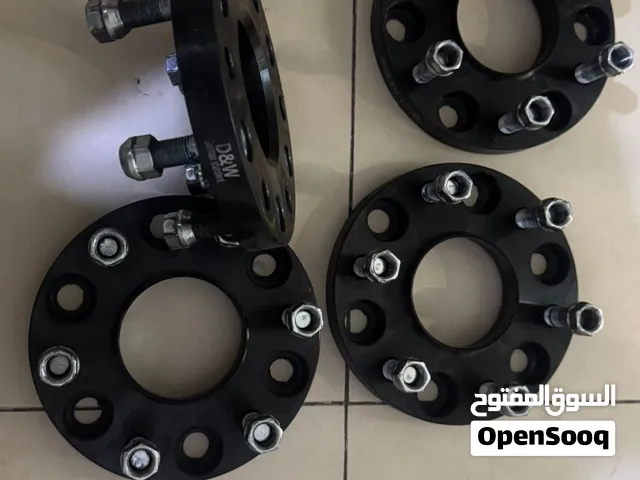 للبيع اسبيسرات مقاس 20 مستعملات شهر و نص مطلوب فيهم 450 و قابل للتفاوض