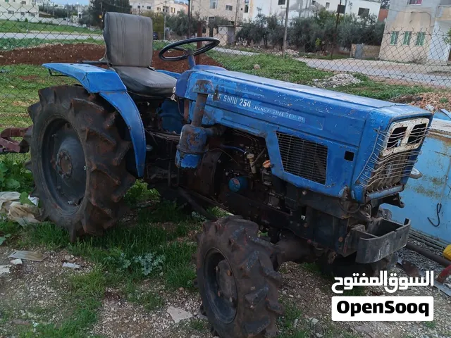 تركتر صيني دفع رباعي شغال بحالة ممتازة