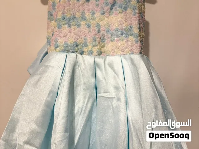 فستان للحفلات فخم جداً بحالة ممتازة ملبوس مرة واحدة فقط لمدة ساعتين
