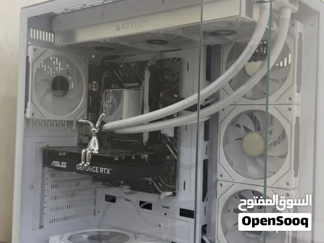 كمبيوتر ألعاب ( بيسي ) للبيع