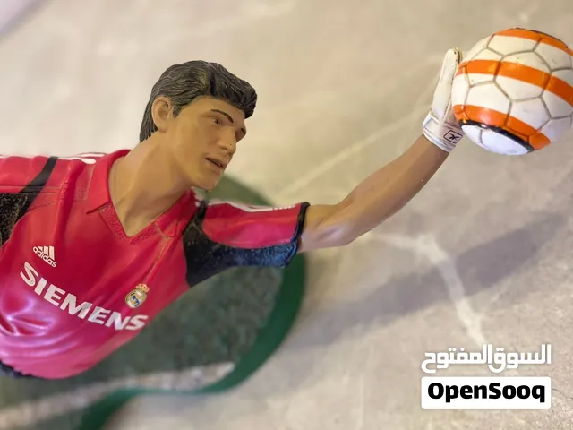 مجسم ثقيل لاعب مدريد متوسط الحجم