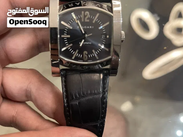 ساعة فاخرة من نوع بفلكاري