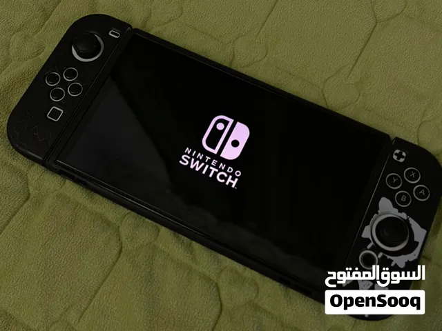 للبيع نينتندو سويتش أوليد (Switch OLED) بحالة الوكالة + اكسسوارات إضافيه جديده.