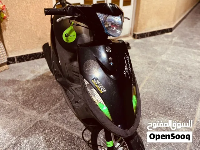 دراجه ماكس عدله دراجه كفاله من كلشي مابيها اي نقوص راح تأخذها من واحد تعبان بيها ونظيف