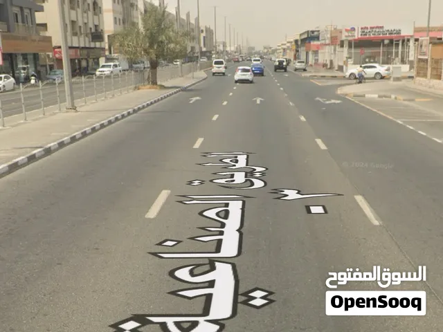 يمتنع المكاتب العقاريه للبيع آرض صناعية  العاشره شارع رئيسي ثمانون الف قدم  مؤجره 2،700،000