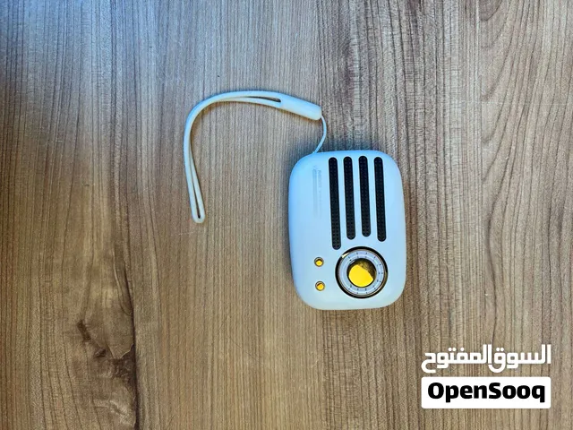 شاحن متنقل (باور بانك) ريماكس شكل راديو بسعة 10000mAh - تصميم راديو كلاسيكي صغير، منفذ Type-C