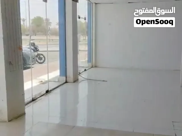 Prime 690 sqm Commercial Space in Central Al Amerah (Al Yahar)