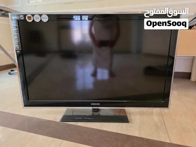 تلفزيون سامسونج بحالة ممتازه