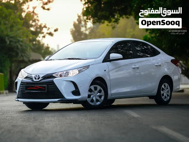 TOYOTA YARIS 2021 WHITE  EXCELLENT CONDITION  WELL MAINTAINED INTERIOR  BEST PRICE