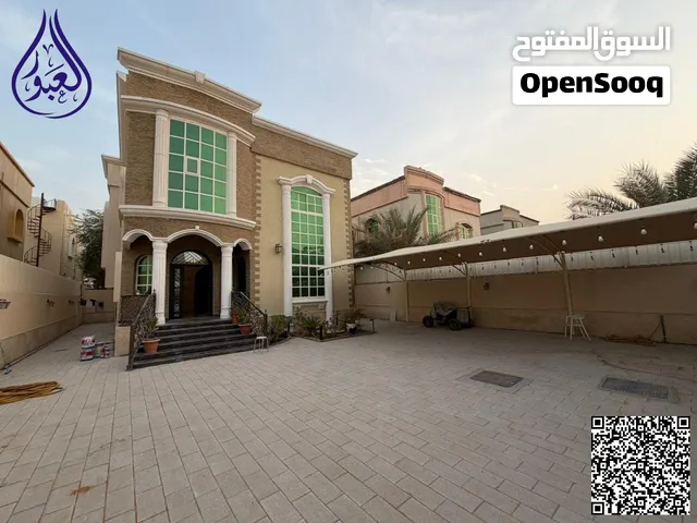 فيلا كبيرة مع حوش واسع للايجار السنوي بمنطقة المويهات 2 بالقرب من الطرق الرئيسية