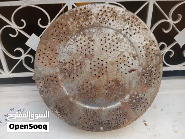 مطلوب طنجرة وكساس نفس الي في الصورة نوعية قديمة مستعملة أو اجديد