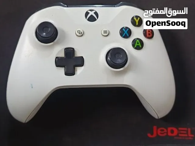 جوستك اكس بوكس مع بطاريات 2 اصليات وكيبورد ماركة جيده للبيع