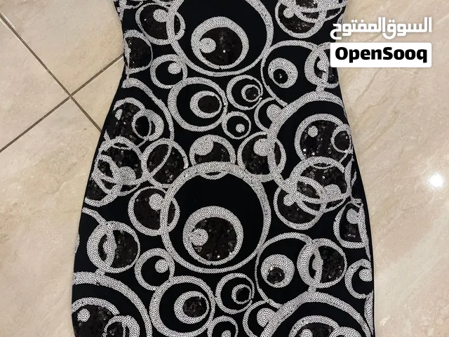 فستان رسمي مستعمل لمره واحده