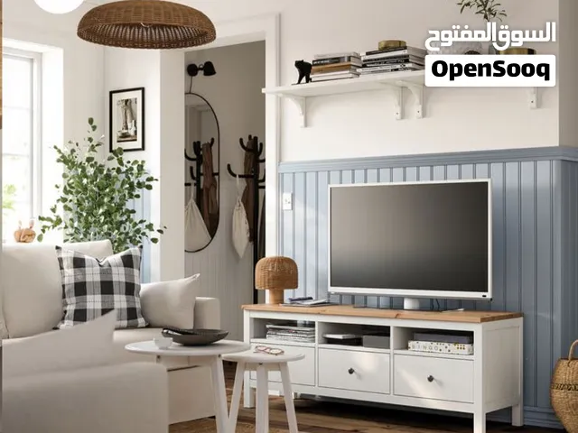 طاولة تلفزيون جديده من ماركة IKEA