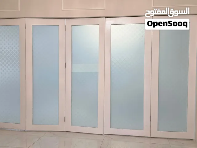 ابواب او بارتشنات خشبيه للبيع