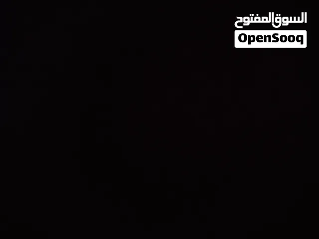 مطلوب شاب للمشاركة في السكن