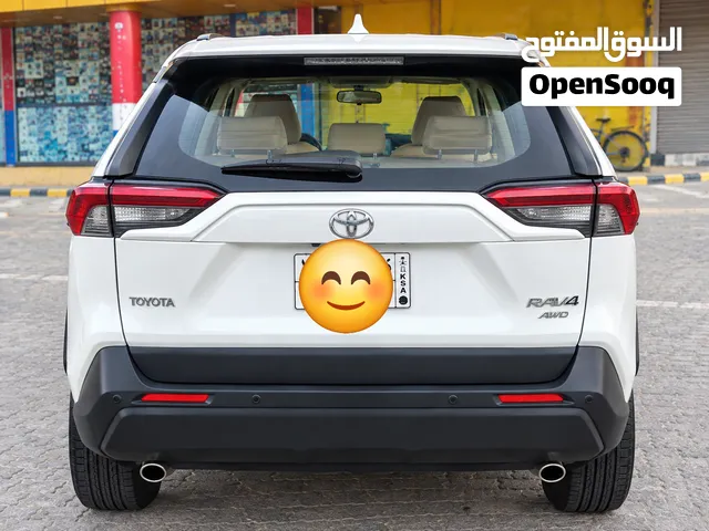 TOYOTA RAV4 2019
