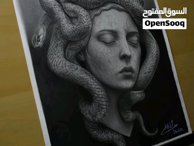 رسمة مستوحاة من ميدوسا رصاص وفحم حجم A3 مع اطار