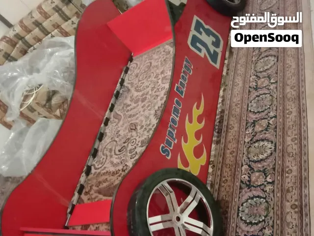 سرير اولاد على شكل سياره