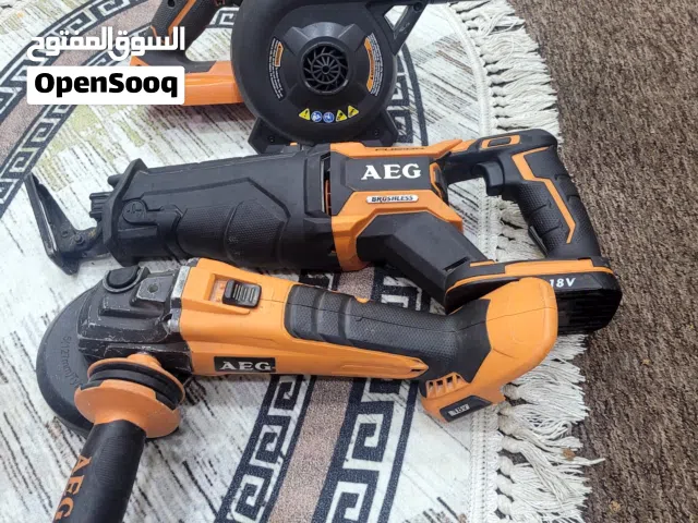 عدد يدويه  المانيه وامريكي اصلي 100 بالميه  للبيع شنو تريد دزلي وانطيك سعره