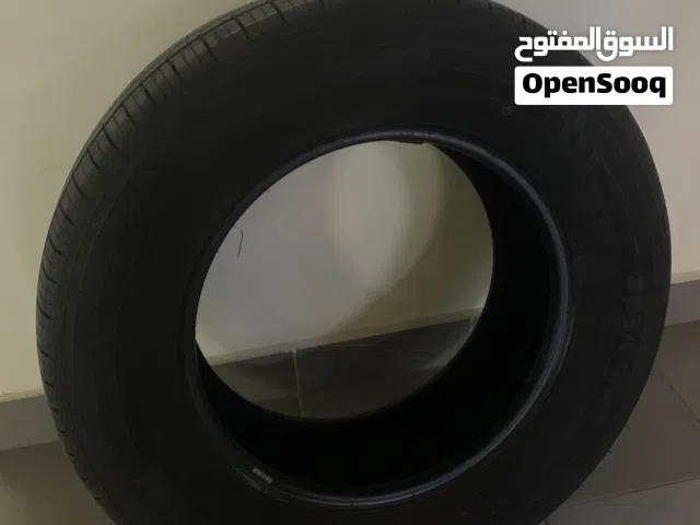 تاير لاندكروزر استخدام خفيف جدا للجادين فقط حبه وحده